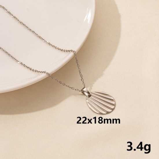 Picture of Wholesale Round Pendant Charm Necklace, Silver Tone 304 Stainless Steel Link Cable Chain, Women's Stylish & Casual Minimalist Gift Jewelry For Retailer, 40cm(15.7") + 5cm(2") long, 1 Piece
