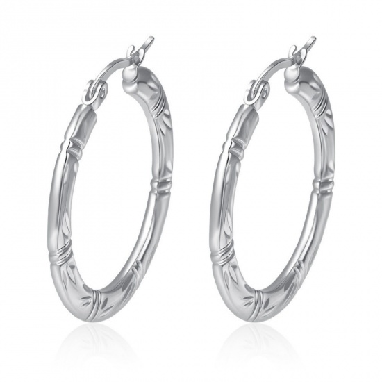Immagine di Classico Semplice & Casual Orecchini Circolari All'Ingrosso, Tondo Struttura Tono Argento 304 Acciaio Inossidabile, Donne Regalo Fornitura di Gioielli, 32mm x 30mm, 1 Paio