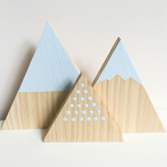Immagine di Ornamenti in Legno Decorazioni Triangolo Montagna di Neve Bianco Puntelli di Ripresa 15 cm x 15 cm - 10 cm x 10 cm, 1 set (3 Pezzi/Set)